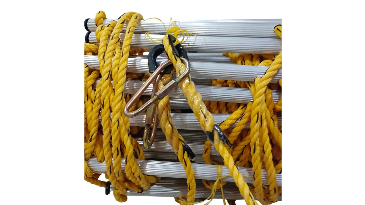 ROPE LADDER